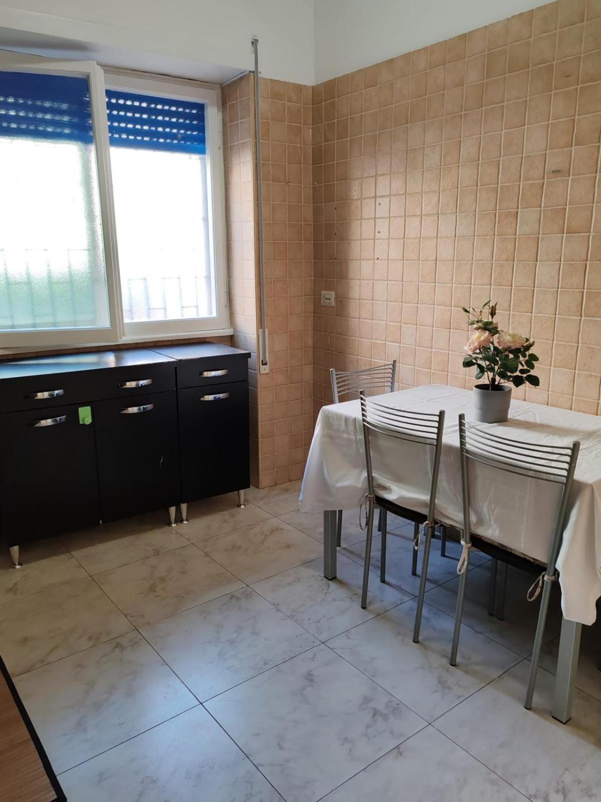 Affittacamere Appia Nuova 639 Rome Exterior photo